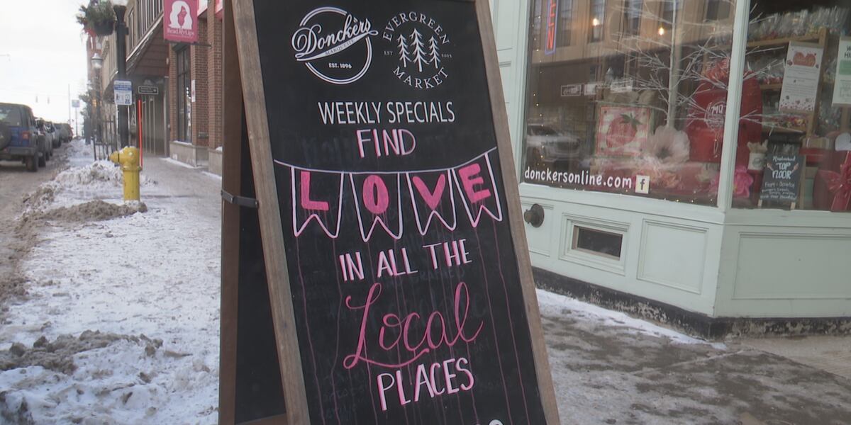 Businesses encourage shopping small for Valentine’s Day Businesses encourage shopping small for Valentine’s Day