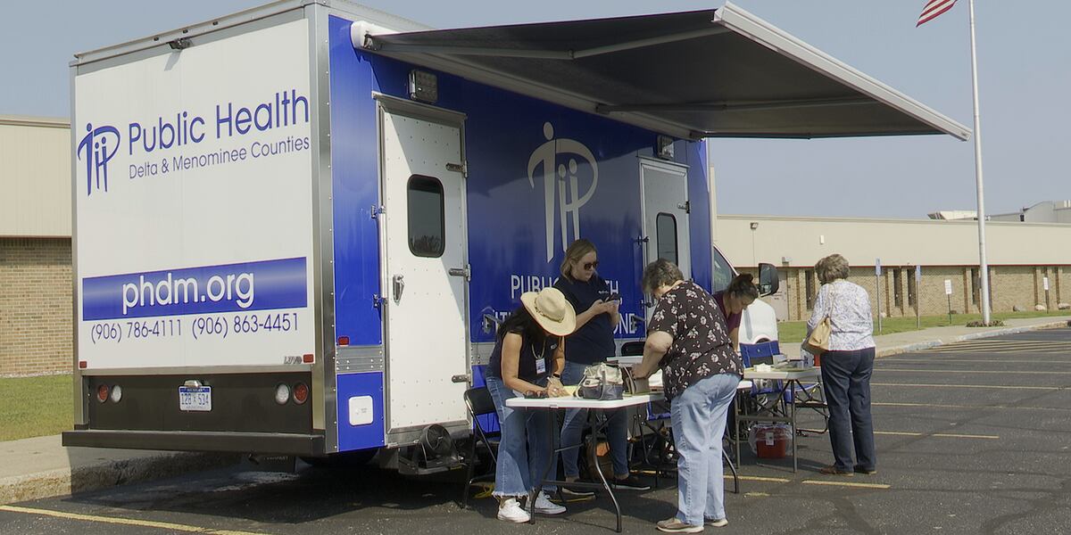 Flu Mobile Public Health Delta & Menominee Counties hosts mobile flu clinic