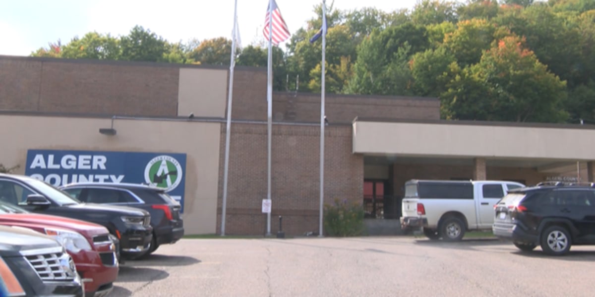 Charges dismissed for 6 former MDOC employees