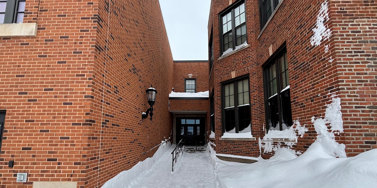 Ishpeming High School reopens after major blizzard