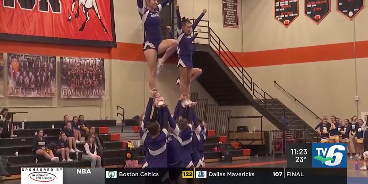 Munising Hosts U P Cheer Classic High School Hockey Scores Jan 25 munising-hosts-u-p-cheer-classic-high-school-hockey-scores-jan-25
