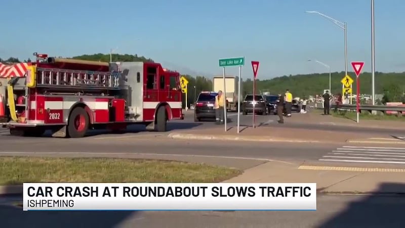 The crash happened along US-41 near the N-2nd Street roundabout.