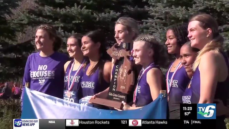 L'Anse girls' cross country defends Division 3 UP title